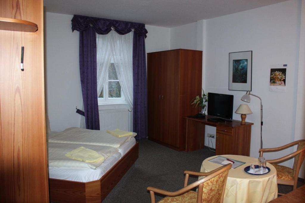 Landgasthof Neue Schaenke Königstein an der Elbe Room photo
